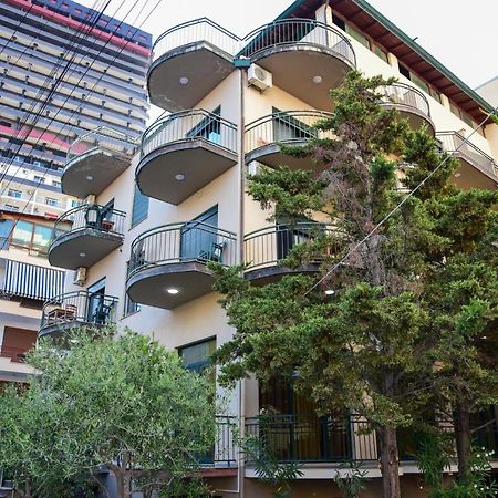 Koa Hotel Dıraç Dış mekan fotoğraf
